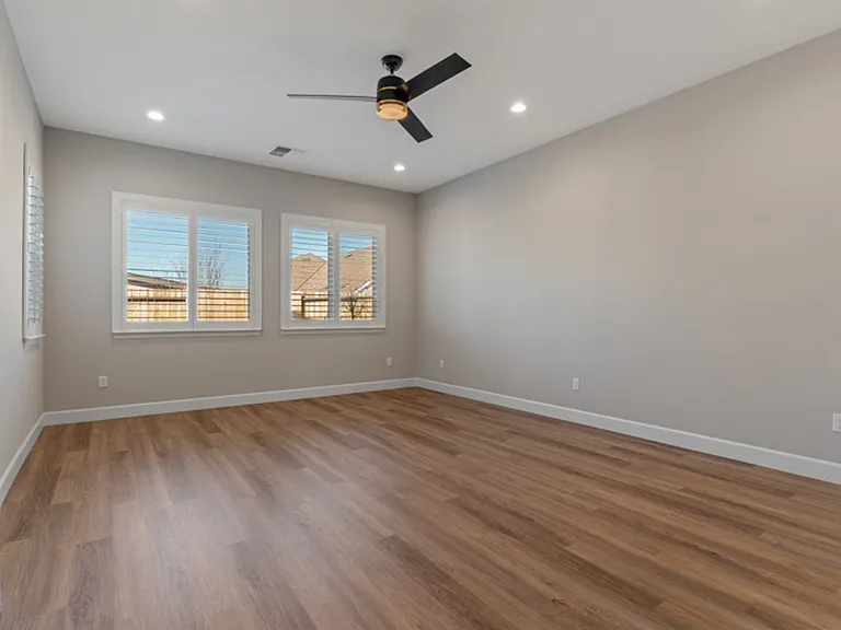 2221 Paint Horse Dr — Photo 18