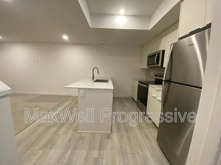 10455 143rd St NW #BASEMENT — Photo 4