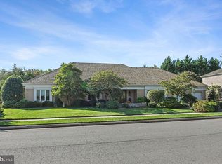 6304 Dunaway Ct, McLean, VA 22101