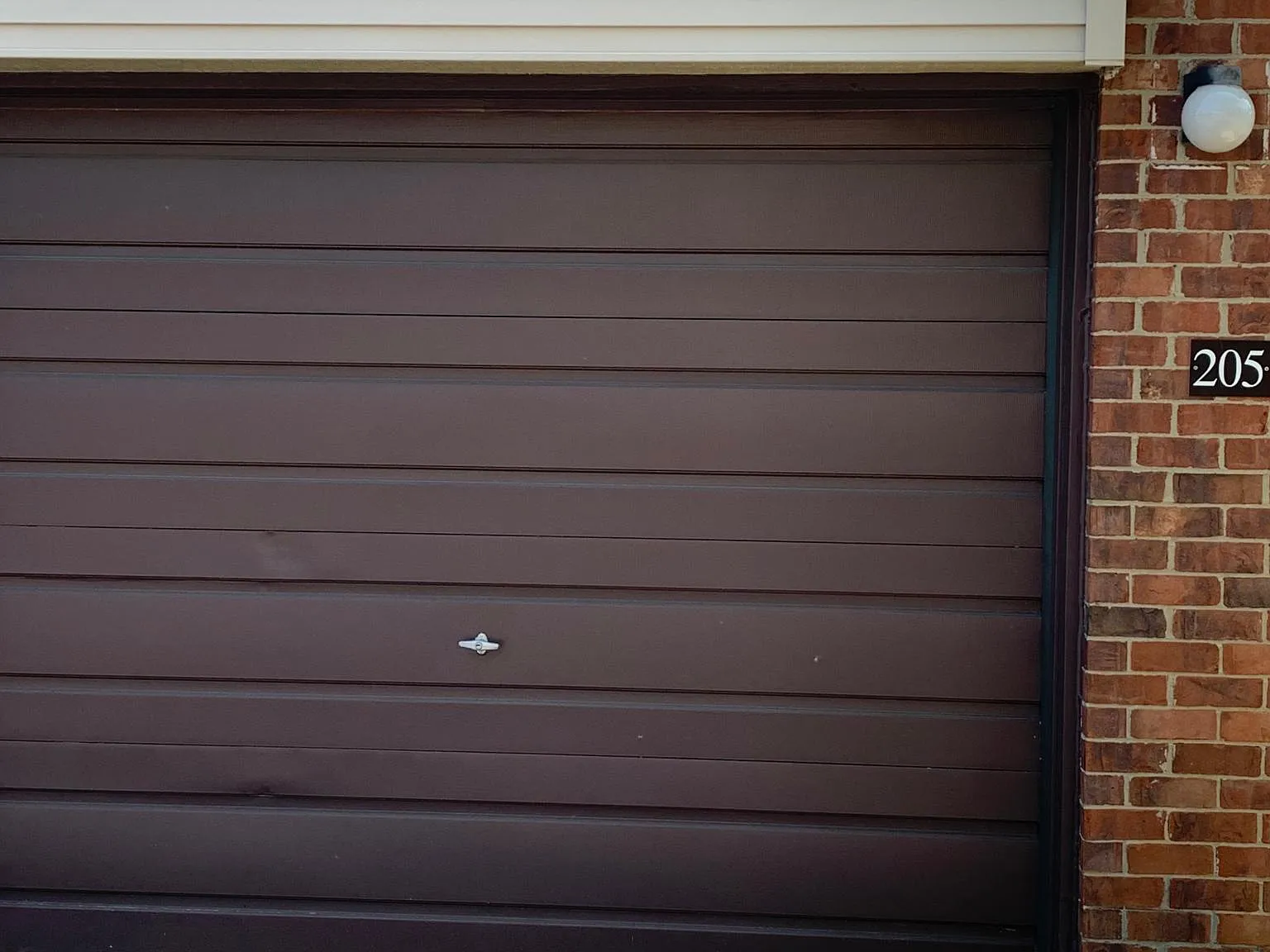 6680 Ridgefield Cir — Photo 3
