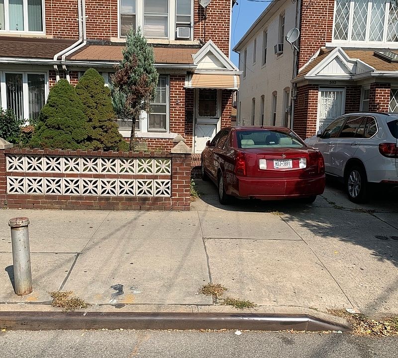 2nd image of 3011 Avenue U