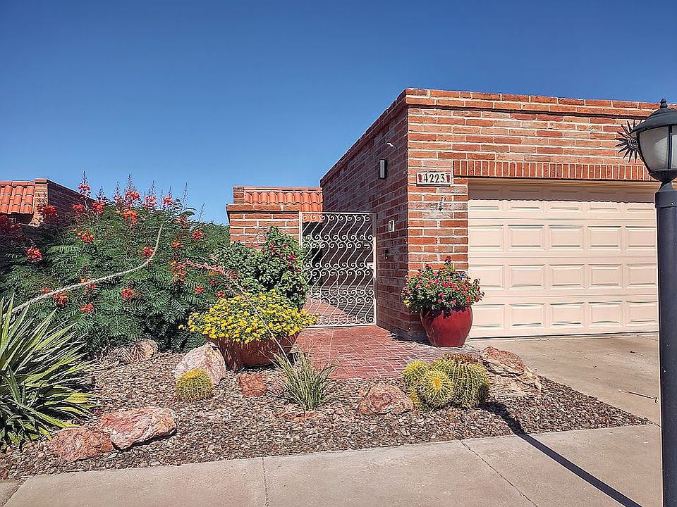 2nd image of 4223 N Limberlost Pl
