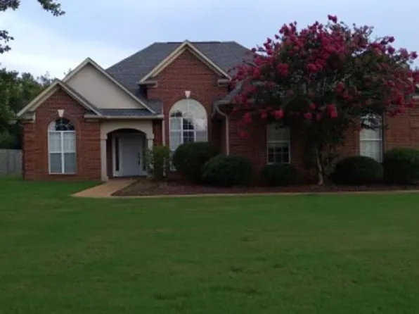 6123 Lauren Cir, Tupelo, MS 38801