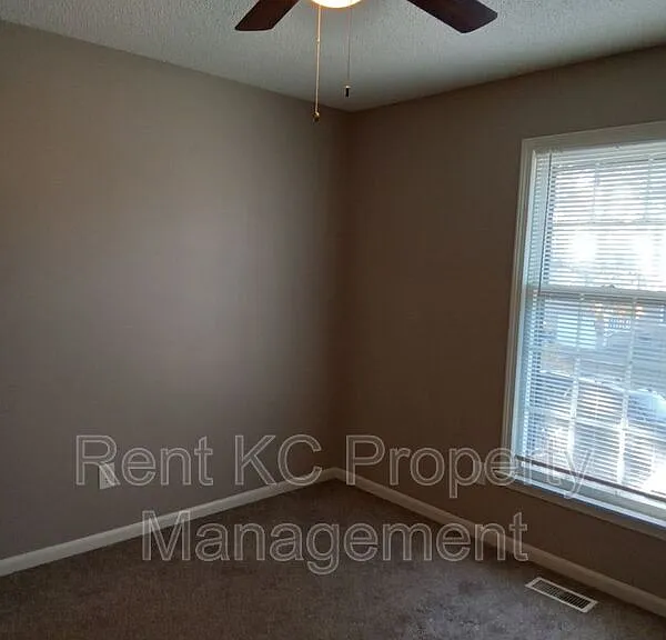 7013 Orchard St — Photo 33