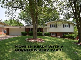 828 English Ln, Belleville, IL 62223