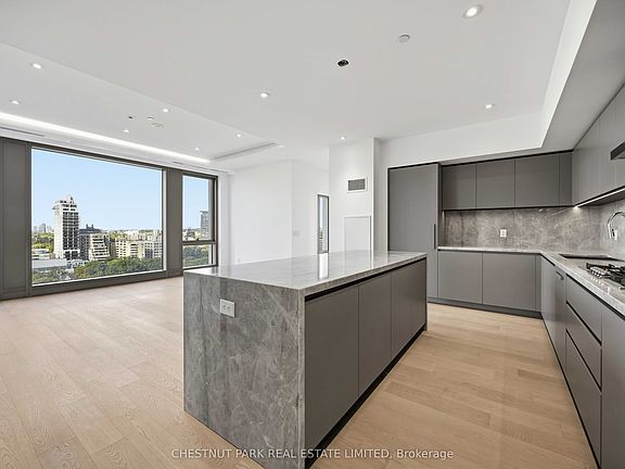 5th image of 1315 Bay St #1402