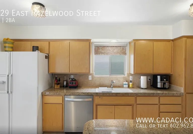 3129 E Hazelwood St — Photo 16