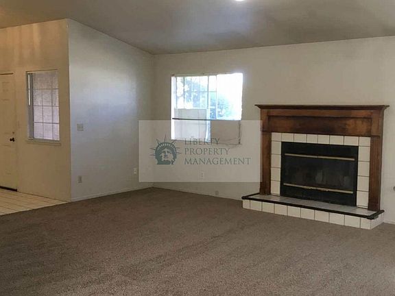 3rd image of 675 Driftwood Ave