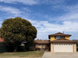 15792 Las Nubes St, Westminster, CA 92683