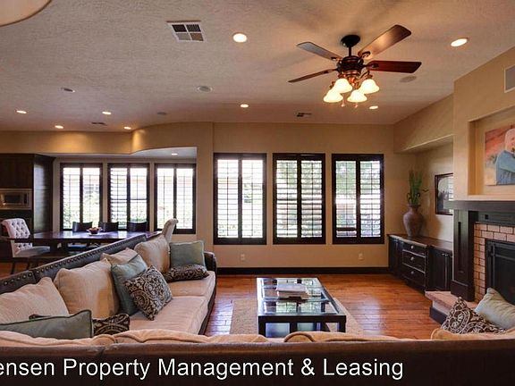 4th image of 3652 S Desert Hills Dr