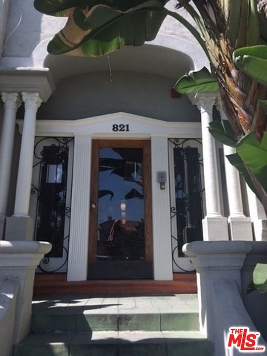 1st image of 821 S Wilton Pl APT 206