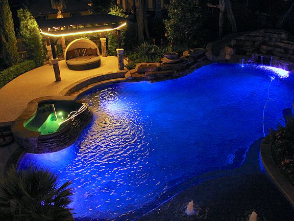 4th image of 10402 Charter Lake Cir