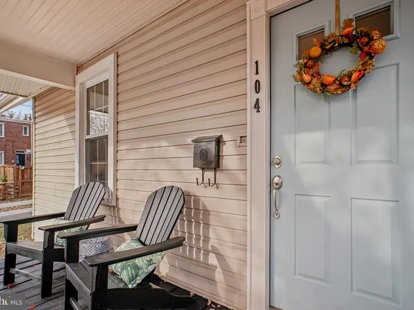 104 E Glebe Rd, Alexandria, VA 22305