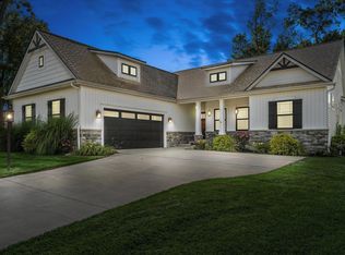 1404 River Cove Dr, Osceola, IN 46561