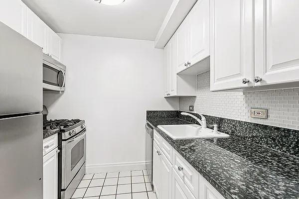 Rented by Corcoran | media 4