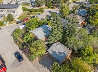 8039 NE 36th Ave NW, Calgary, AB T3B1V8
