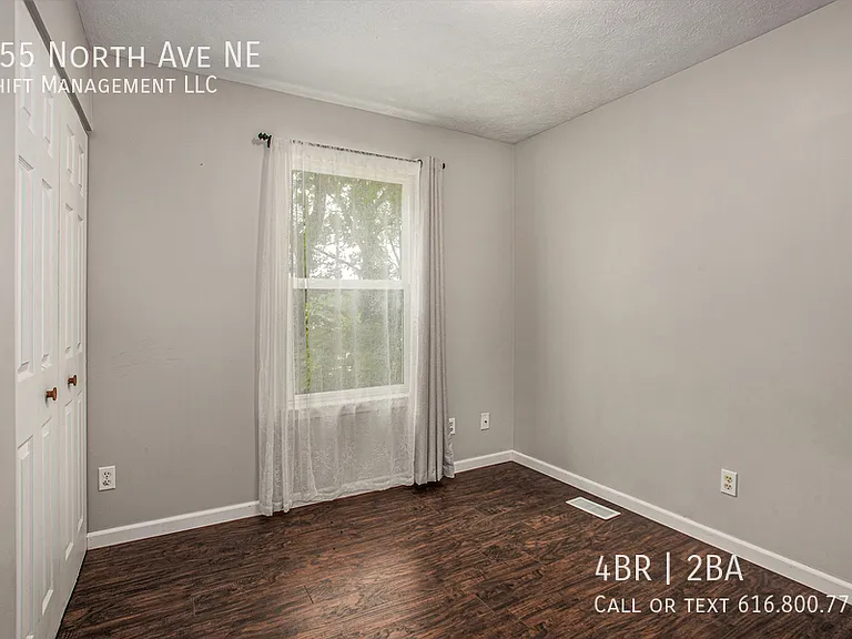 755 North Ave NE — Photo 10