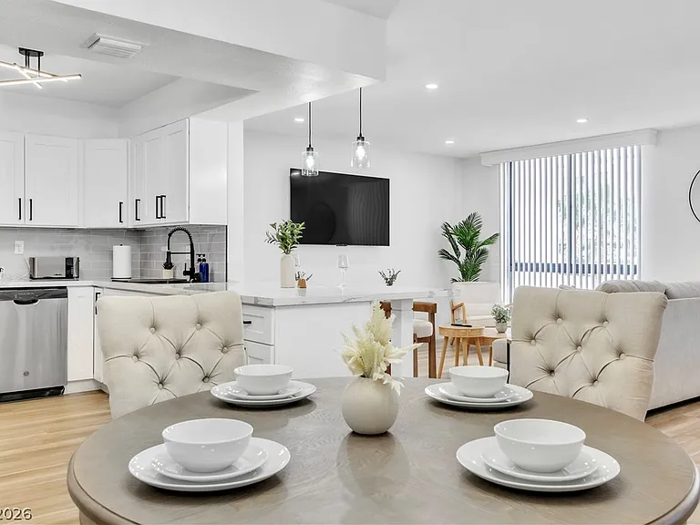 3930 University Center Dr #101 — Photo 5