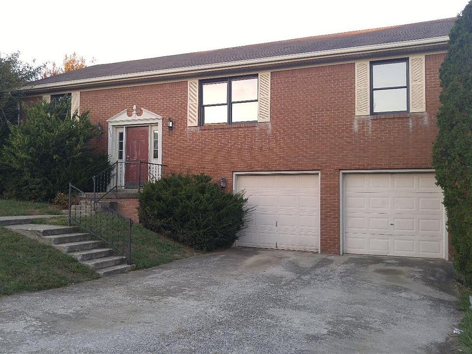 2nd image of 111 Hickory Dr