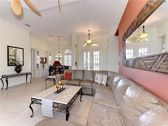 5th image of 355 Renoir Dr