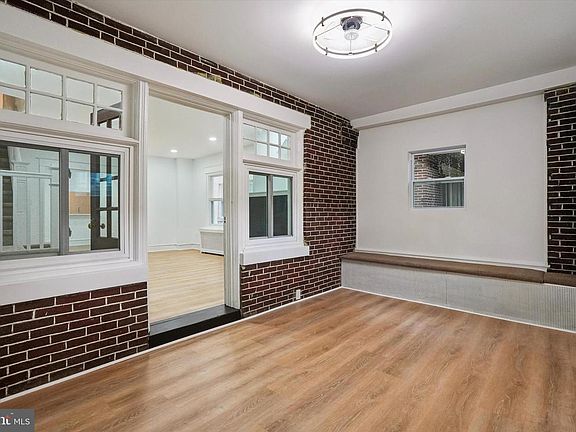 3rd image of 1119 Harrison St