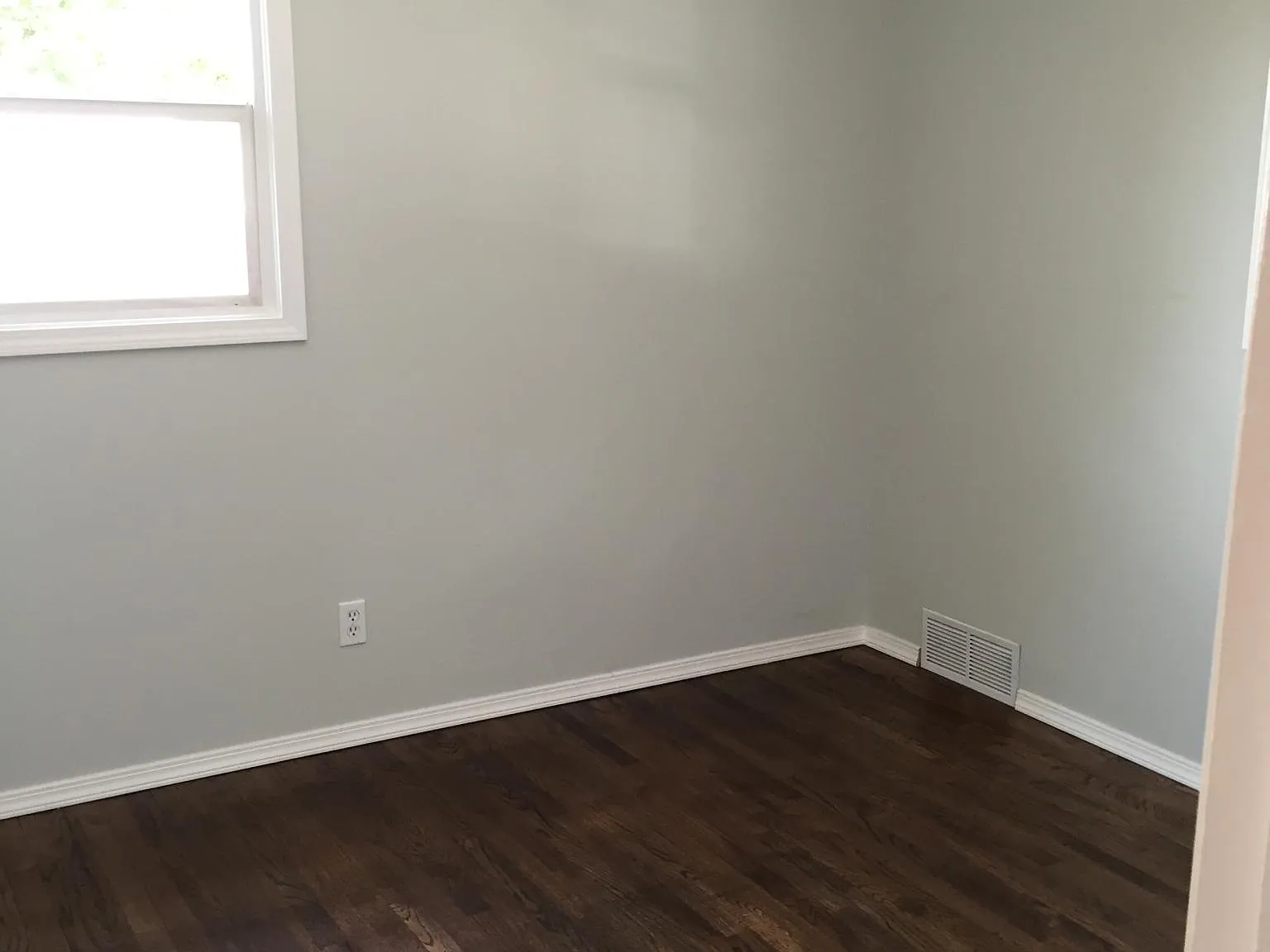2123 E 11th Ave — Photo 3