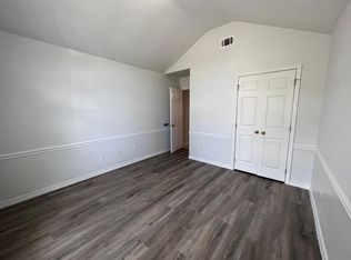 3412 N 10th St, Ocean Springs, MS 39564