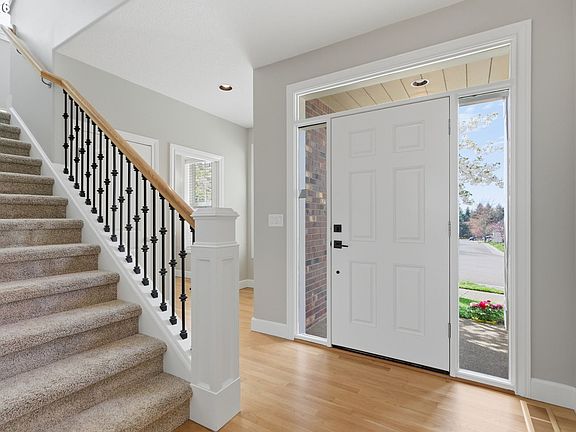 3rd image of 18318 SW Florendo Ln