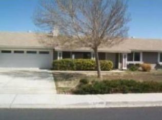13083 Petaluma Rd, Victorville, CA 92392