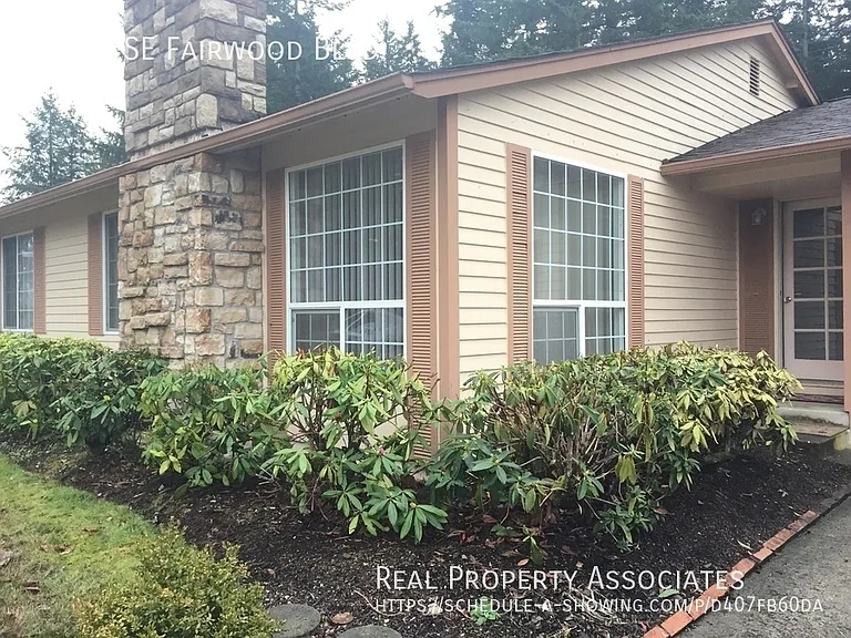 13811 SE Fairwood Blvd — Photo 2
