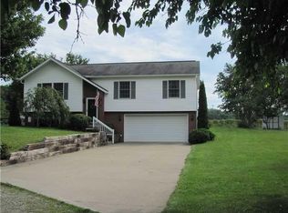 1318 Sherman Dr, Lake City, PA 16423