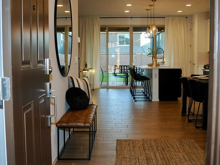 11921 E Ryscott Cir — Photo 2