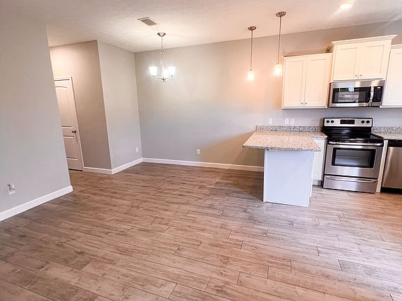 4th image of 2411 Causeway Manor Ct