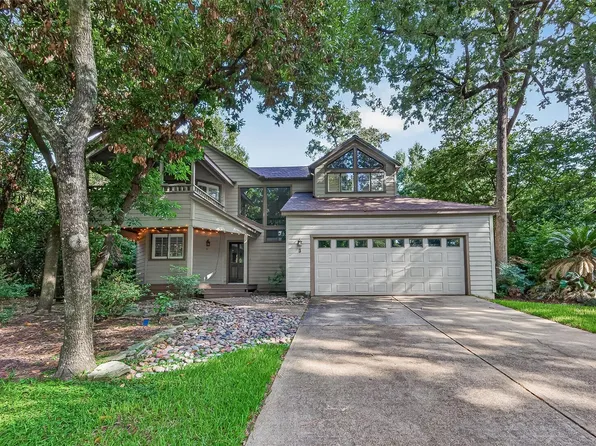 3 Hidden Deer Corner Ct, Spring, TX 77381