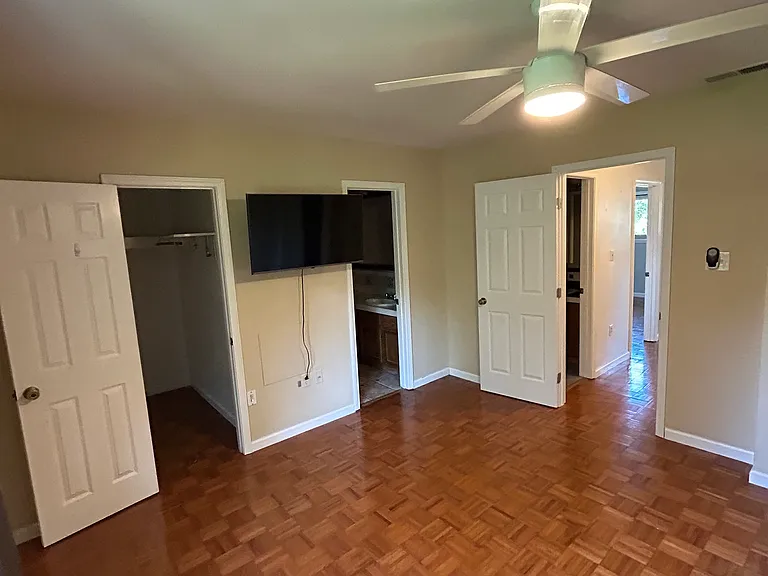 1819 Valparaiso Blvd — Photo 6