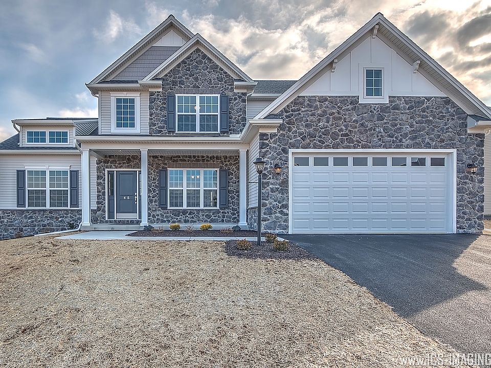 Welcome to 45 Danbury Drive
