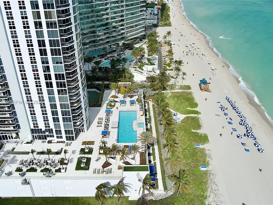 18911 Collins Ave #1906