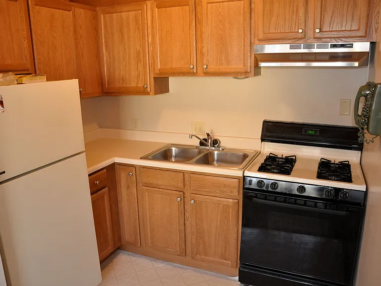 101 Parkway Ave — Photo 20
