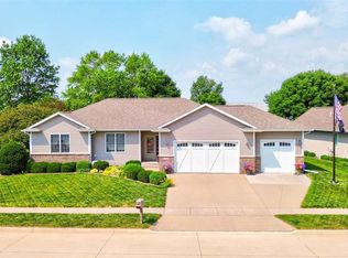3449 N Jamie Ln, Iowa City, IA 52240