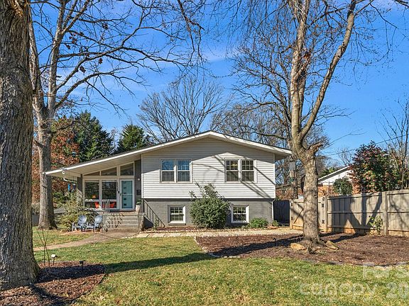 3rd image of 6038 Netherwood Dr