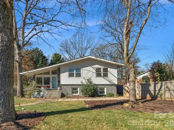 6038 Netherwood Dr, Charlotte, NC 28210