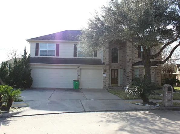 1407 Glade Ct, Fresno, TX 77545
