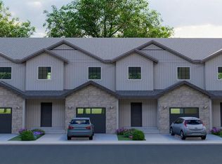 906 E 20th St, Burley, ID 83318