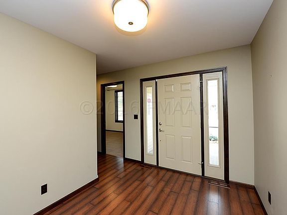 3rd image of 3529 Shadow Wood Ln E