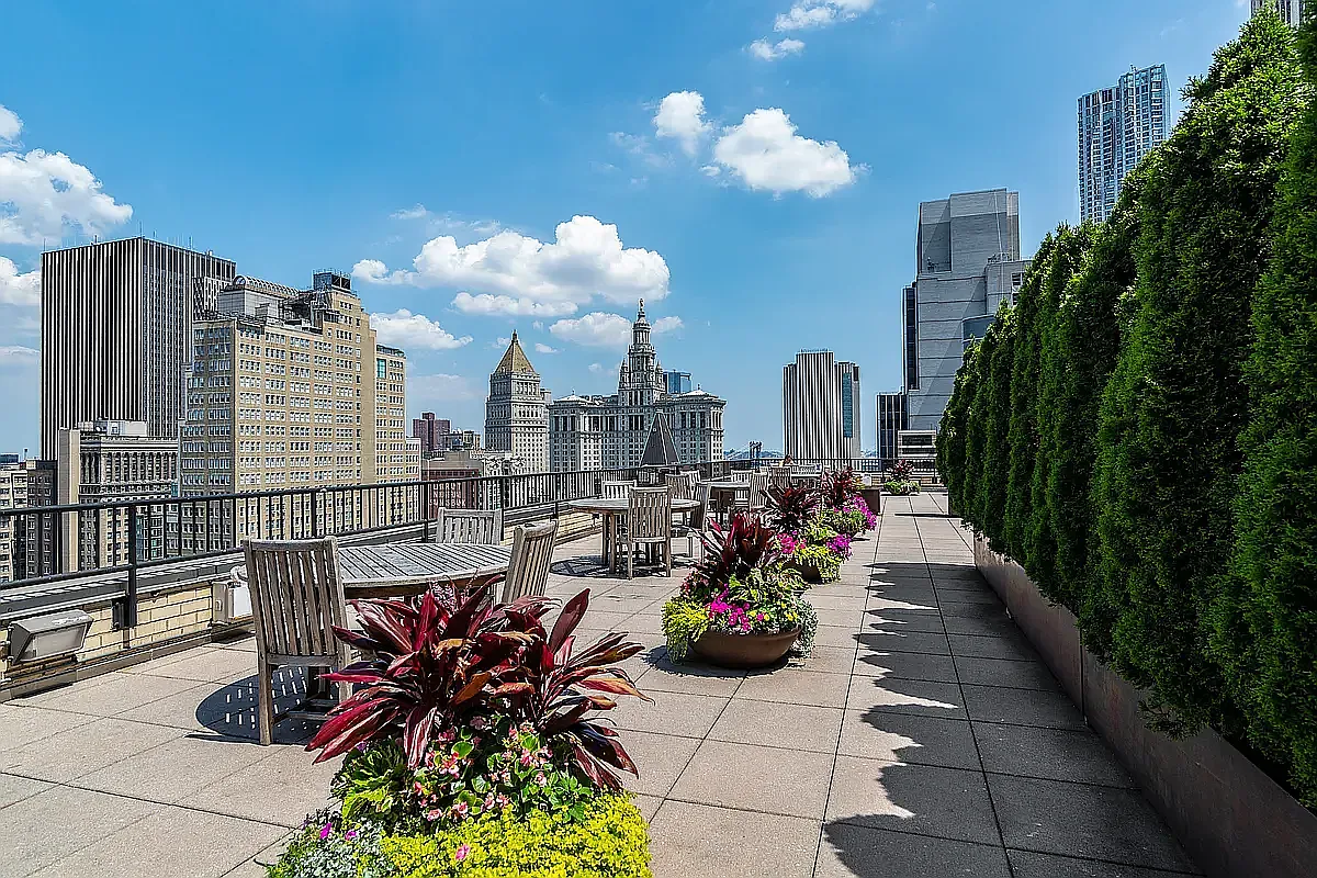 53 Park Place — Photo 4