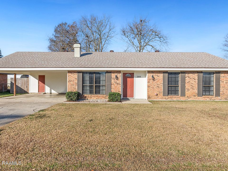 1st image of 208 Vivian Dr