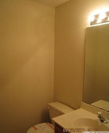 5th image of 1218 Heather Ln