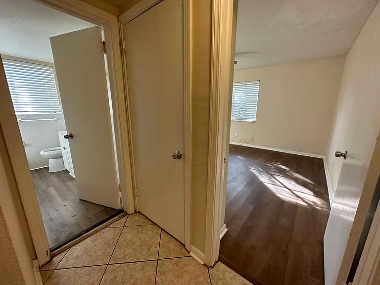 3018 Oak St — Photo 14