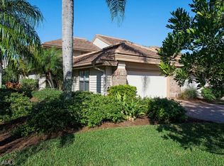 6637 Trident Way, Naples, FL 34108