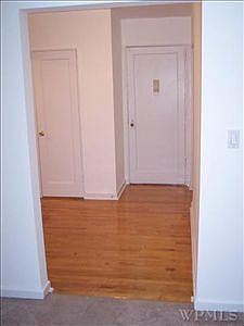 3rd image of 10 Wainwright Ave APT 1B